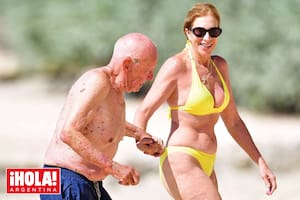 Rupert y Ann-Lesley, de la mano y muy sonrientes.