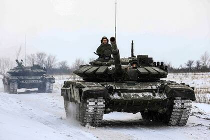Rusia anunció que unidades militares desplegadas cerca de la frontera ucraniana comenzarán a volver a sus cuarteles