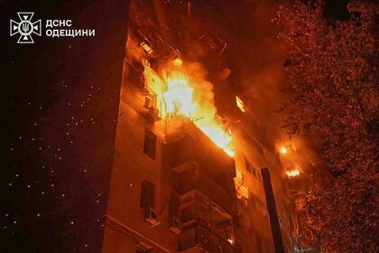 Rusia ataca Ucrania con más de 300 drones, dejando un muerto en Odesa