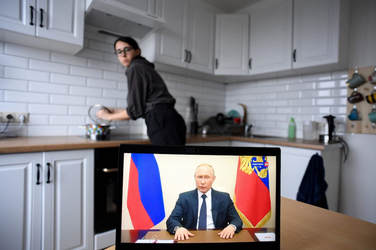 Rusia dicta asueto para abril