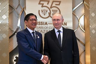 Rusia libera a 24 filipinos tras conversaciones de Marcos con Putin