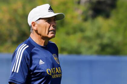Russo prepara a Boca para el partido del domingo ante Godoy Cruz