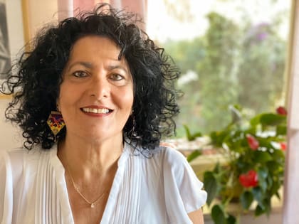 Ruth Eliasi Shuster