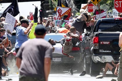 Ryan Kelly, de The Daily Progress, obtuvo el primer premio Categoría Individual con la imagen del atropello mortal en Charlottesville (12 de agosto de 2017)