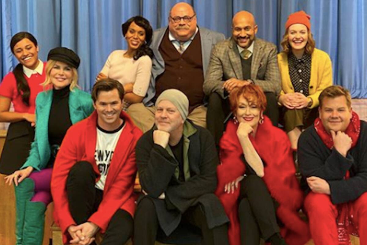 Ryan Murphy rodeado del elenco de su próximo film que incluye a Meryl Streep, Nicole Kidman y James Corden