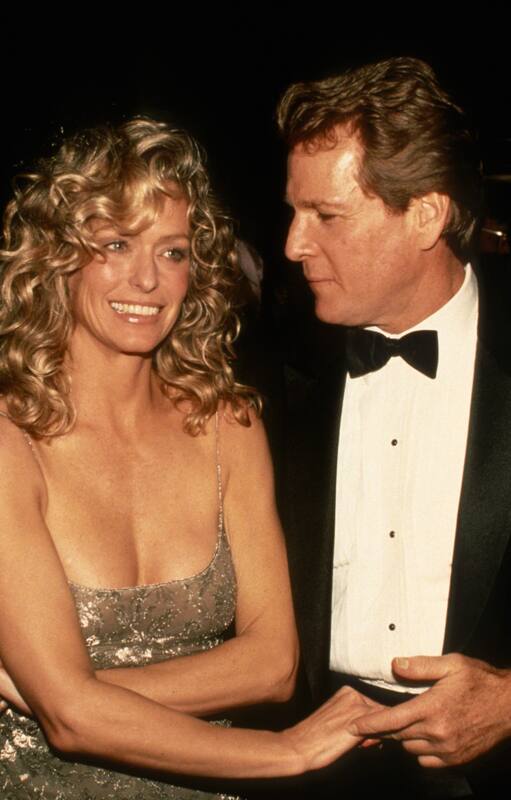 Ryan O'Neal y Farrah Fawcett, una de las parejas más populares de los '70, tuvieron un único hijo, Redmond, que tuvo una dramática vida. (Photo by REP/IMAGES/Getty Images)
