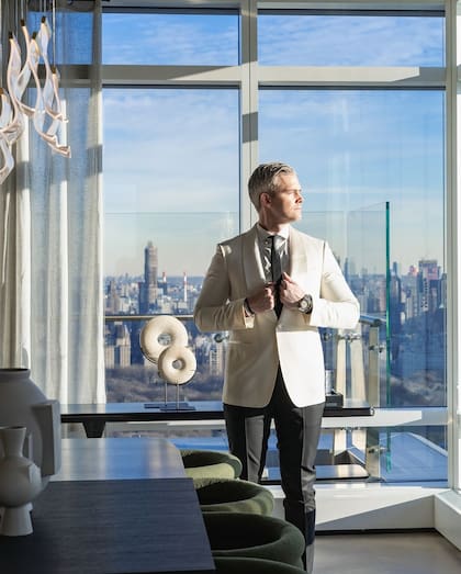 Ryan Serhant, experto en bienes raíces, aconsejó que aquellos que busquen comprar una casa en Estados Unidos busquen un agente inmobiliario