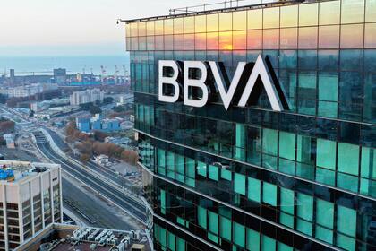 Sabadell solicita a la CNMV que adopte un criterio público en la oferta de BBVA