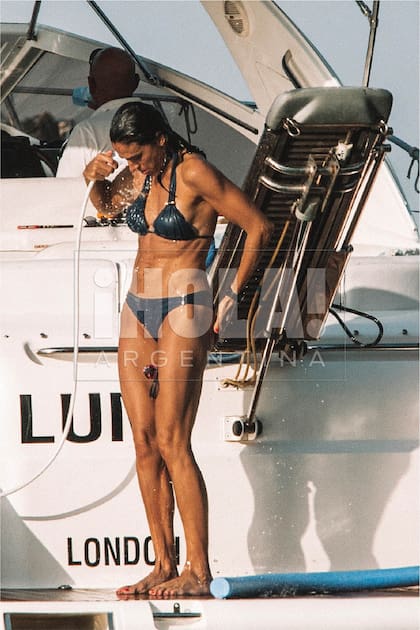 Siempre bella y bronceada todo el año, mantiene el mismo estilo de vida saludable de cuando jugaba al tenis: no fuma, no toma alcohol y come muy sano.