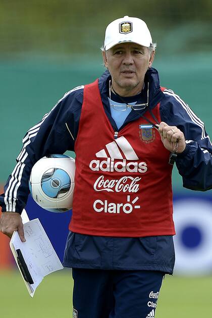 Sabella durante un entrenamiento en Ezeiza junto a la Selección Argentina, el 19 de marzo de 2013