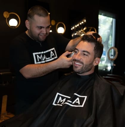 ¿Sabías que en Mala también tienen un servicio de barbería?