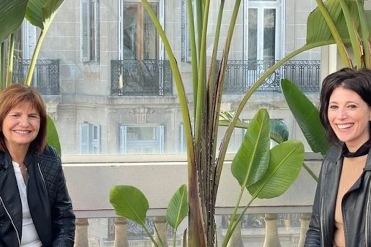 Sabrina Ajmechet junto a Patricia Bullrich