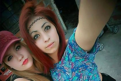 Sabrina Barrientos (izquierda) y Denise Juárez