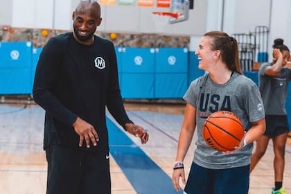 Kobe Bryant y Sabrina Ionescu, una relación eterna