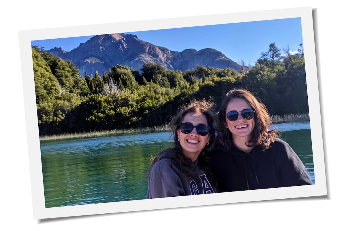 Sabrina Kemeny y Azul Astorga se contagiaron al mismo tiempo de coronavirus y decidieron pasar el aislamiento juntas