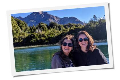 Sabrina Kemeny y Azul Astorga se contagiaron al mismo tiempo de coronavirus y decidieron pasar el aislamiento juntas