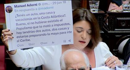 Sabrina Selva mostró dos tuits de Adorni