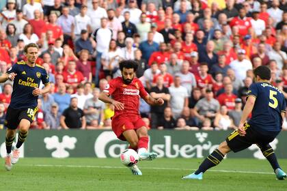 Salah consuma su obra para Liverpool: golazo ante Arsenal en Anfield.