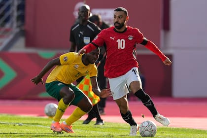 Salah guía a Egipto a octavos de la Copa África tras anularse penal a Sudáfrica con el VAR