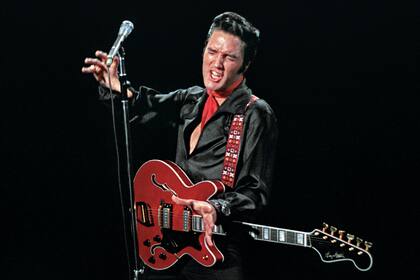 Sale a la venta la colección "perdida" de joyas que Elvis Presley le regaló a su mánager (Foto: Archivo)