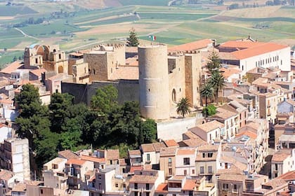 Salemi es considerado uno de los pueblos más bellos de Italia. Ahora, con la intención de repoblarlo, sus autoridades ofrecen viviendas por el precio de un euro