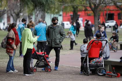 Salidas recreativas por la cuarentena en parque Saavedra.