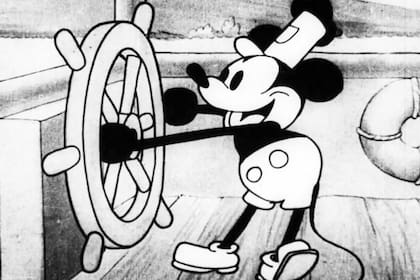 “Salió de mi mente y apareció en un block de dibujo hace veinte años, en un viaje en tren de Manhattan a Hollywood", Walt Disney acerca de Mickey Mouse