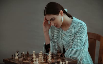 Salir de la rutina con deportes o juegos, como el ajedrez, es recomendado por los expertos para fortalecer la memoria