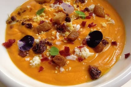 Salmorejo con tomate