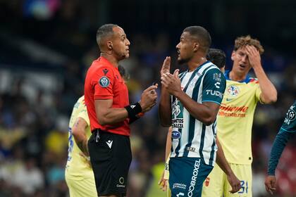 Salomón Rondón es uno de los referentes de Pachuca, rival de Botafogo en la Intercontinental