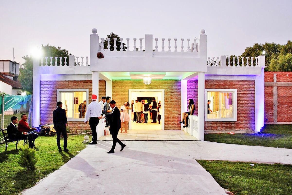 Salón Alma de Hornero, lugar donde se hizo la fiesta en Moreno