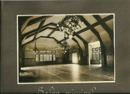 Salón principal en el álbum del Día de la Inauguración oficial. 16 de enero de 1937.