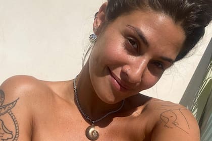 "Salvaje, libre y audaz", Ivana Nadal compartió otra foto en topless (Instagram)