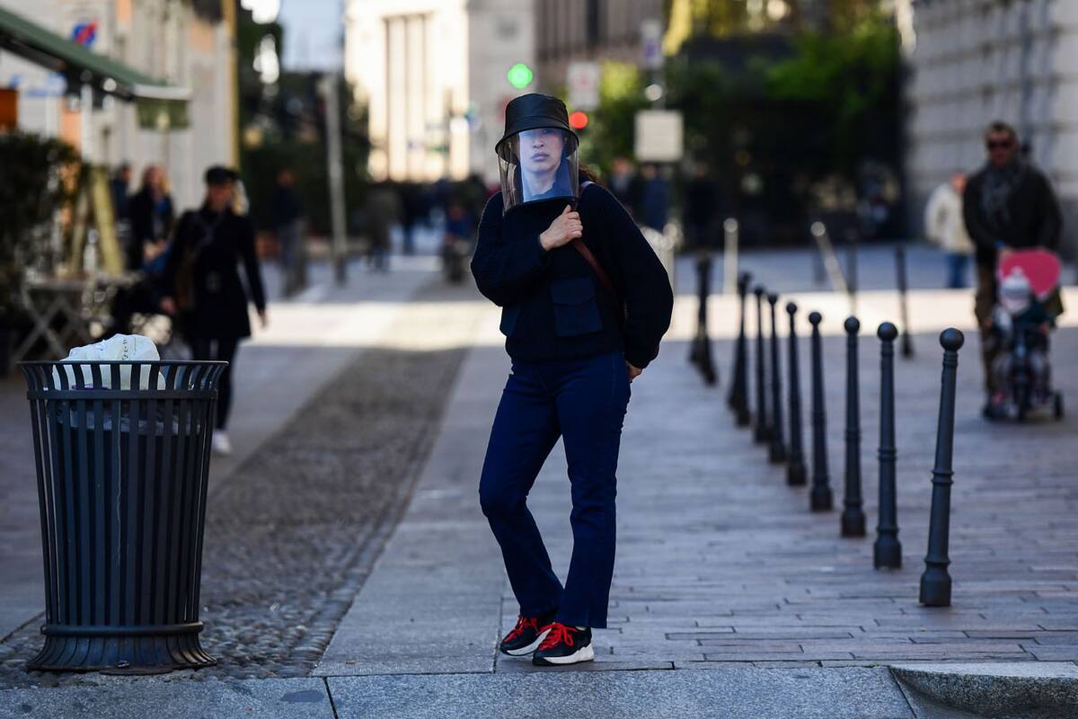 Salvo permisos especiales o urgencias, quedará prohibido entrar o salir de estas nuevas "zonas rojas" y deberá evitarse "en modo absoluto" desplazamientos