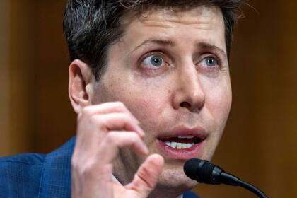 Sam Altman, responsable del revolucionario sistema ChatGPT, ha insistido sobre la necesidad de regular la inteligencia artificial.