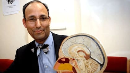 Sam Eljamel era el jefe del departamento de neurocirugía en el hospital Ninewell de la ciudad de Dundee