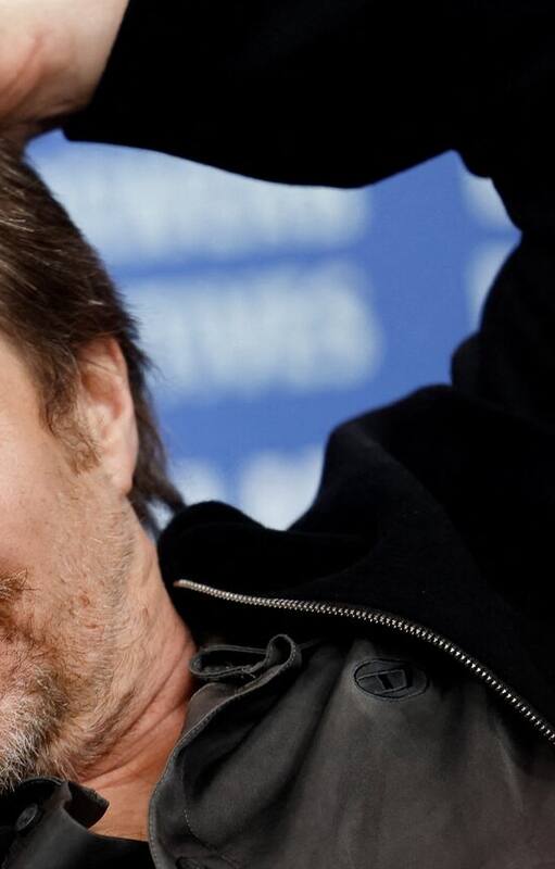 Sam Rockwell en la presentación de Buena suerte, diviértete, no mueras, la nueva sátira futurista de Gore Verbinski, el director de Piratas del Caribe.
