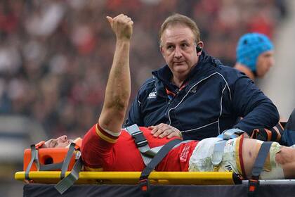 Sam Warburton se retira optimista, luego de su enésima lesión