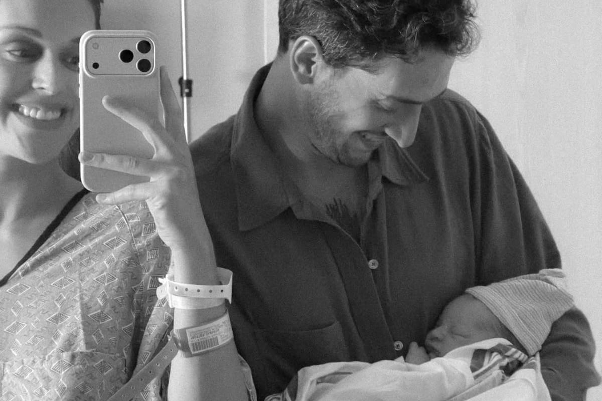 Samantha Trottier y Hernán Regiardo anunciaron el nacimiento de su hija con un tierno álbum de fotos (Foto: Instagram @hernanreg / @samtrottierr)