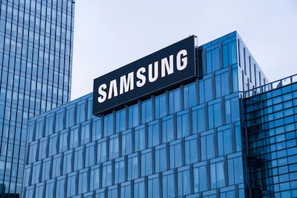 Samsung abrirá su planta en Texas en 2026, pero ya lanzó búsquedas para nuevos puestos de trabajo