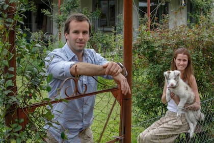 Martin Caputo y su mujer Felicitas de Achaval se mudaron a San Antonio de Areco