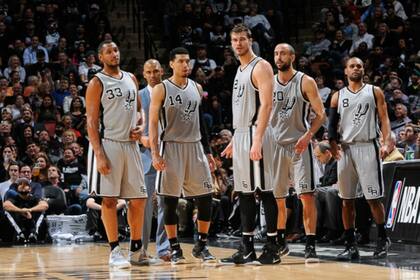 San Antonio no pudo ante los Clippers