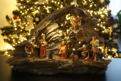 San Francisco de Asís inauguró la tradición del pesebre en el siglo XIII para representar la humildad del nacimiento de Jesús