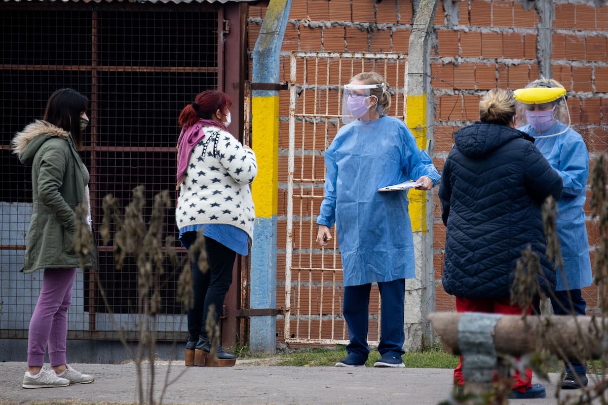 San Jorge, en Tigre, se convirtió en el principal foco de coronavirus de la provincia de Buenos Aires y las autoridades provinciales ordenaron un cierre parcial del barrio