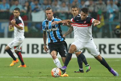 San Lorenzo empató en Porto Alegre