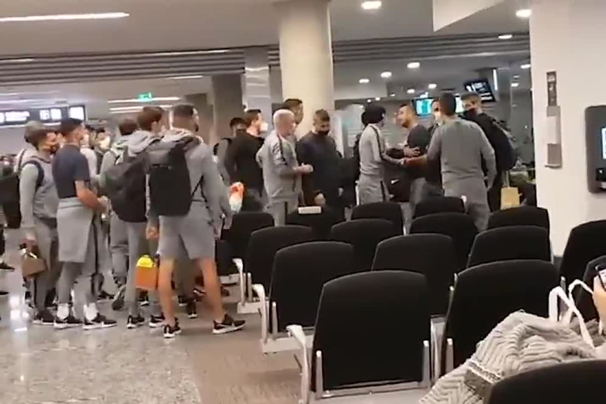 San Lorenzo y una discusión con hinchas en el aeropuerto