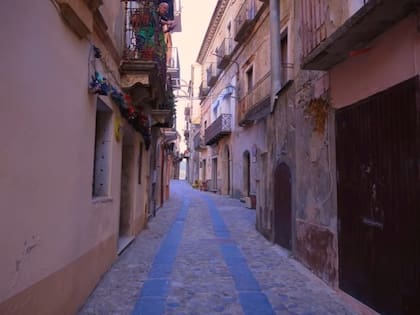 San Lucido, el pueblo de 6.000 habitantes de Calabria que eligió Mariela (Foto: Captura YouTube)