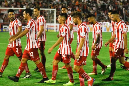 San Martín de Tucumán, uno de los últimos cuatro equipos que descendieron desde la primera división: bajó en marzo de 2020 junto a San Martín de San Juan, Belgrano de Córdoba y Tigre.
