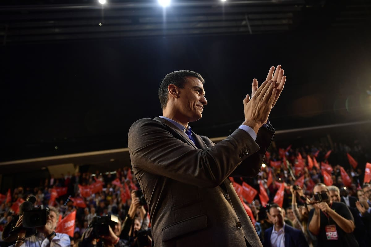 Sánchez, durante un acto de campaña en Pamplona
