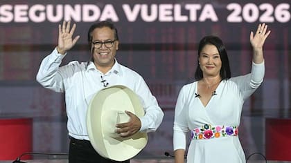 Sánchez y Fujimori en un debate de campaña